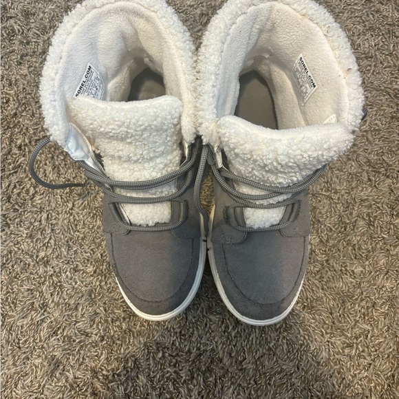 Sorel Boots - mint condition - Picture 5 of 6